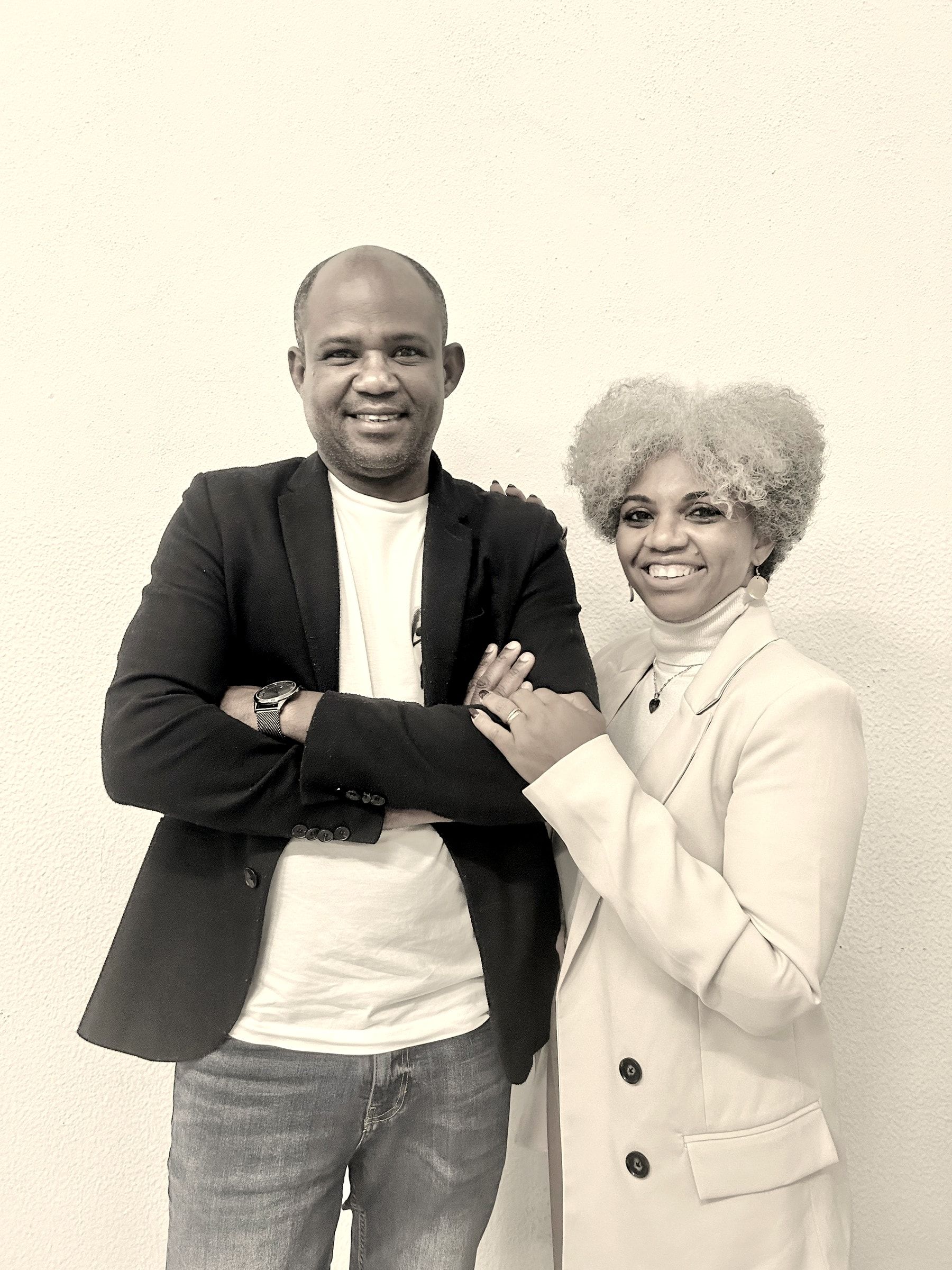 O Pr. Welington e a Pra. Alice Nascimento, lado a lado, a sorrir